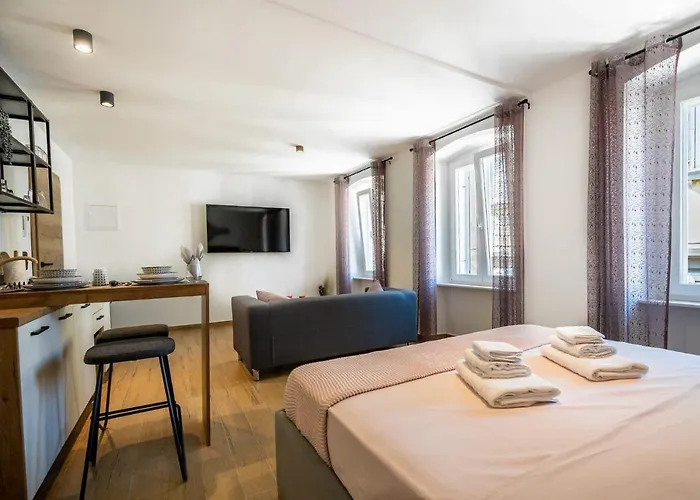 Apartments Portarata 1